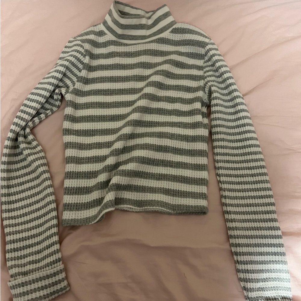 Aerie Gray and White Striped Turtleneck Sweater